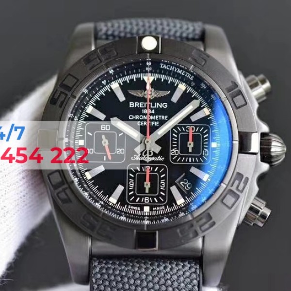 Đồng Hồ Breitling Chronomat 44 Fake  GMT Black Dial 