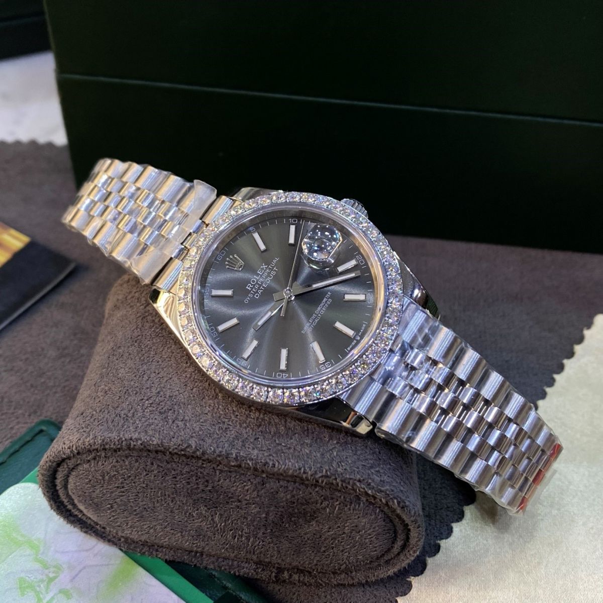 Thông tin về đồng hồ Rolex replica