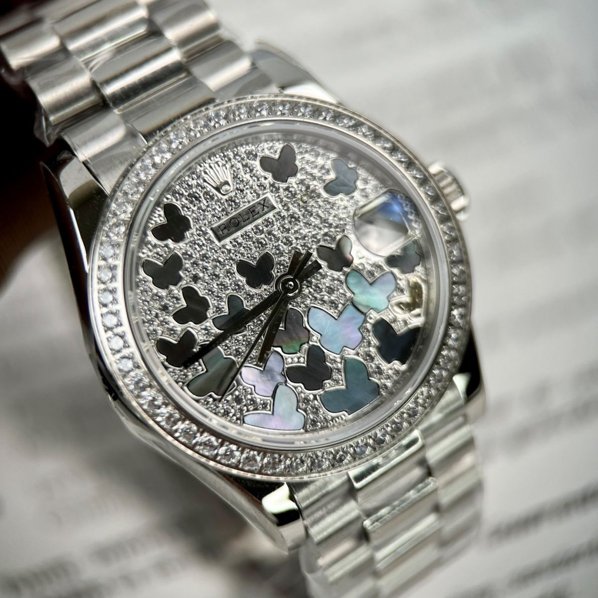 Thông tin về đồng hồ Rolex Nữ Mặt Số Bươm Bướm 31mm Fake 278289